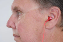 将图片加载到图库查看器，The First Generation Aqustic Hearing Aid
